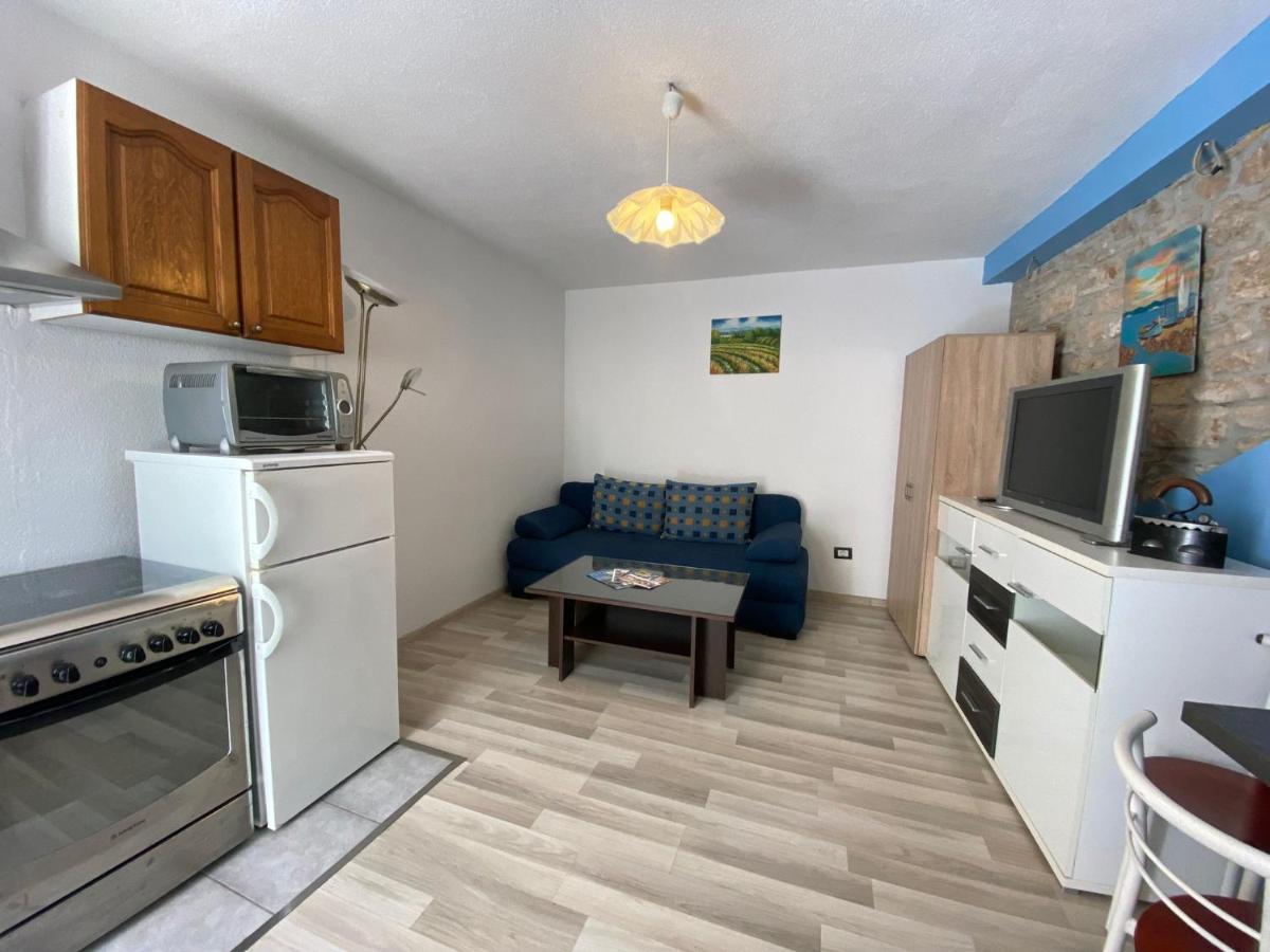Studio Apartment Elsa Galizana Екстер'єр фото